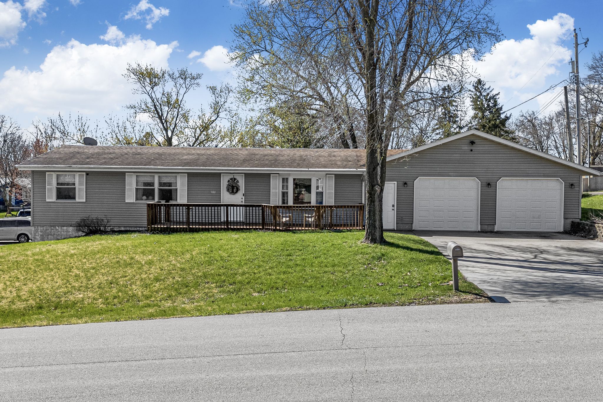 500 May St, Le Claire, IA, Image 3